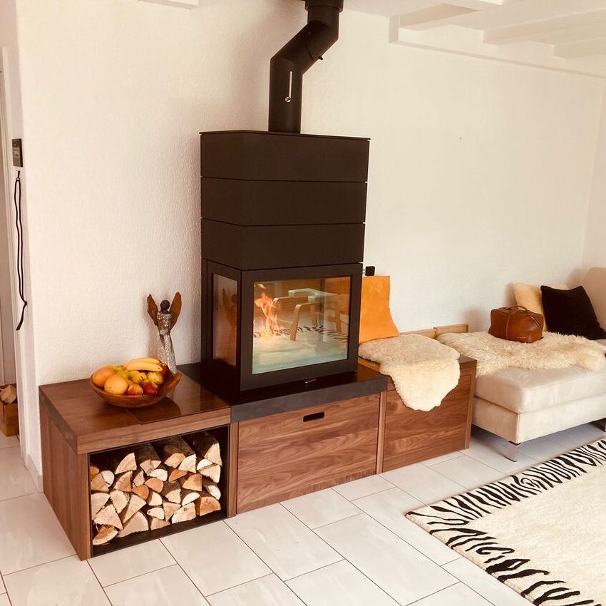 Holz-Kaminofen MAX 600 - charakterstarker Auftritt | Attika